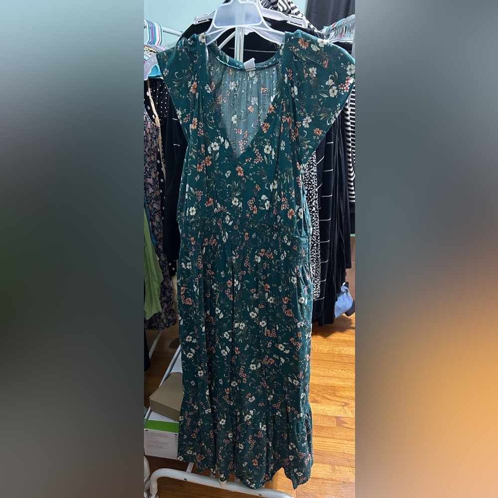 Old navy fit and flare waist defined dress NWT